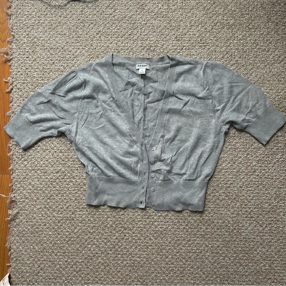 Grey Button-Up Cropped Cardigan